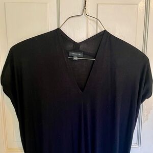Jones New York Black V-Neck Tunic Blouse Cap Sleeve Size Medium